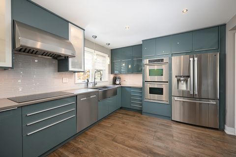 Tiny photo for 143 N CIRCLE Avenue, Bloomingdale, IL 60108 (MLS # 12629342)