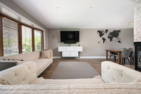 Tiny photo for 143 N CIRCLE Avenue, Bloomingdale, IL 60108 (MLS # 12629342)