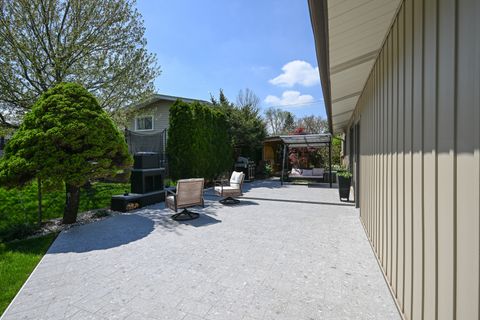 Tiny photo for 143 N CIRCLE Avenue, Bloomingdale, IL 60108 (MLS # 12629342)