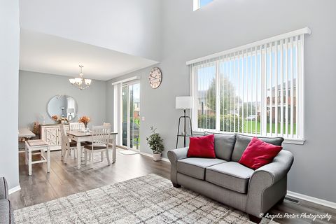 Tiny photo for 715 Legend Lane #715, McHenry, IL 60050 (MLS # 12501656)