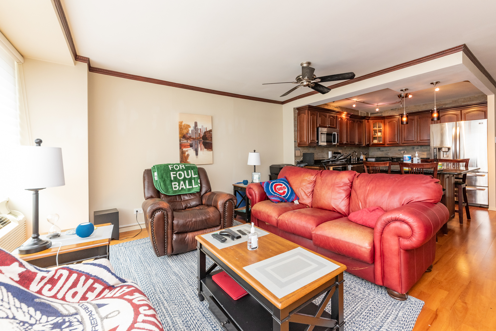 211 E Ohio Street 2713