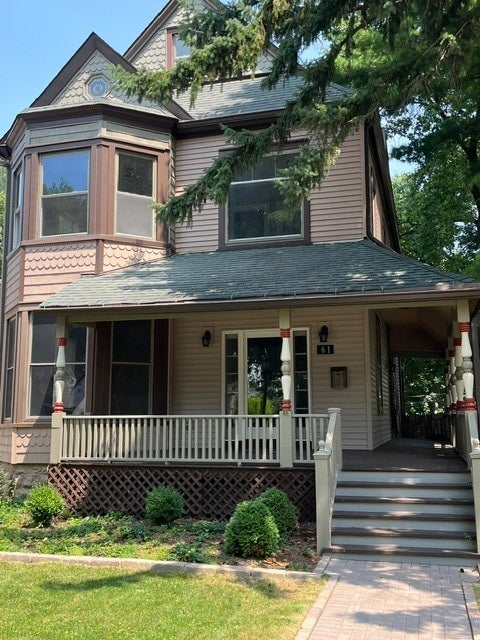 Photo of 61 7th Avenue, La Grange, IL 60525 (MLS # 12709620)