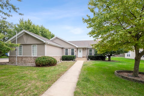 Tiny photo for 1582 Sun Ridge Drive, Bourbonnais, IL 60914 (MLS # 12770935)