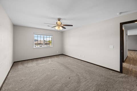 Tiny photo for 400 E Franklin Street E #201, Eldridge, IA 52748 (MLS # 12722740)