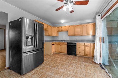 Tiny photo for 604 W Lee Street, Plano, IL 60545 (MLS # 12531455)