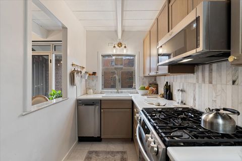 Tiny photo for 1860 Sherman Avenue #5NW, Evanston, IL 60201 (MLS # 12577388)