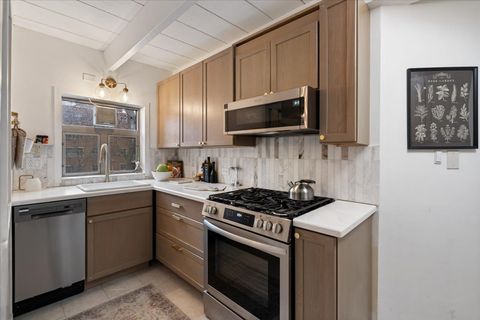 Tiny photo for 1860 Sherman Avenue #5NW, Evanston, IL 60201 (MLS # 12577388)