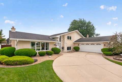 Photo of 15549 Larkspur Lane, Orland Park, IL 60462 (MLS # 12691746)