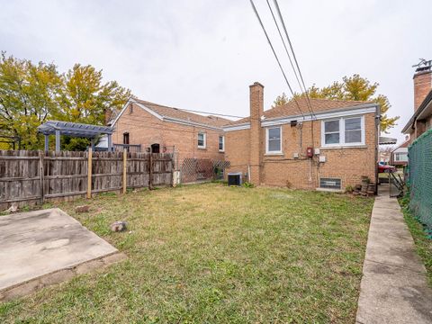 Tiny photo for 7920 S Mozart Street, Chicago, IL 60652 (MLS # 12544307)