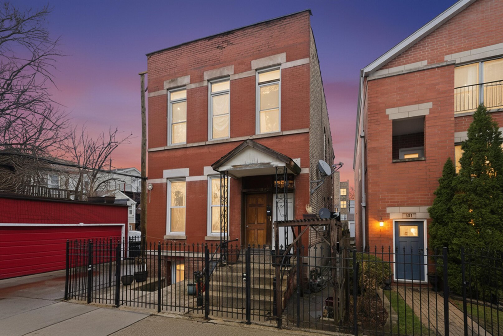 943 N Fairfield Avenue