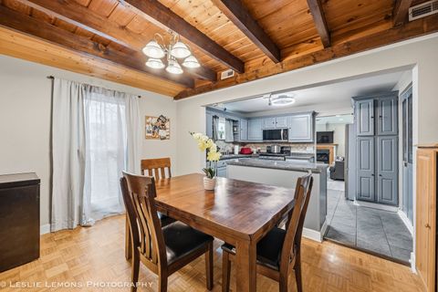 Tiny photo for 364 N Cedar Avenue, Wood Dale, IL 60191 (MLS # 12631577)