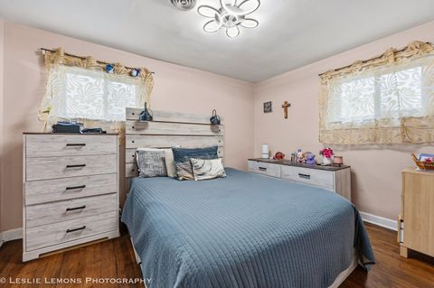 Tiny photo for 364 N Cedar Avenue, Wood Dale, IL 60191 (MLS # 12631577)