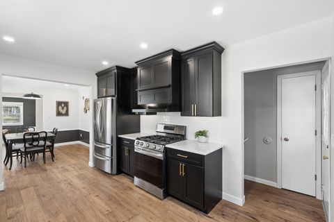 Tiny photo for 315 Crestline Drive, Bettendorf, IA 52722 (MLS # 12612653)