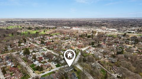 Tiny photo for 315 Crestline Drive, Bettendorf, IA 52722 (MLS # 12612653)