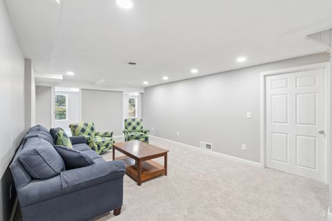 Tiny photo for 315 Crestline Drive, Bettendorf, IA 52722 (MLS # 12612653)