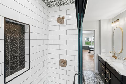 Tiny photo for 315 Crestline Drive, Bettendorf, IA 52722 (MLS # 12612653)