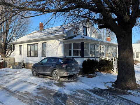 Tiny photo for 500 Woolf Court, Rochelle, IL 61068 (MLS # 12554608)