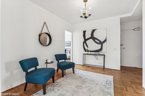 Tiny photo for 880 N Lake Shore Drive #4E, Chicago, IL 60611 (MLS # 12388473)
