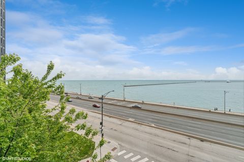 Tiny photo for 880 N Lake Shore Drive #4E, Chicago, IL 60611 (MLS # 12388473)