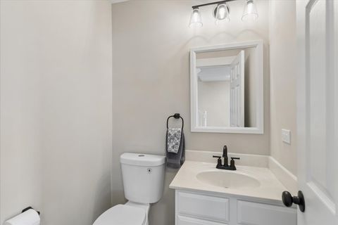 Tiny photo for 4475 Cornell Avenue, Gurnee, IL 60031 (MLS # 12611573)