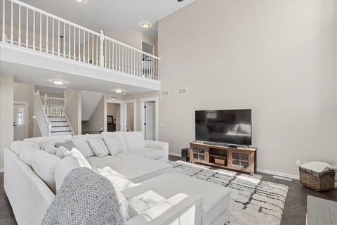 Tiny photo for 4475 Cornell Avenue, Gurnee, IL 60031 (MLS # 12611573)