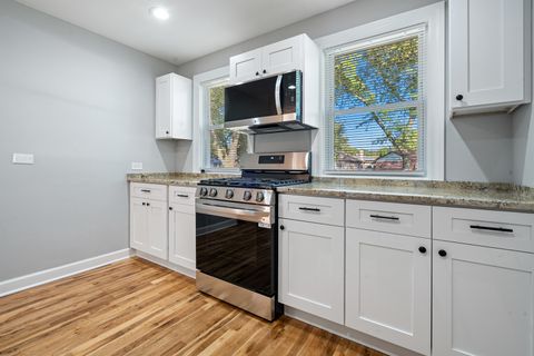 Tiny photo for 604 Dodge Avenue, Evanston, IL 60202 (MLS # 12528249)