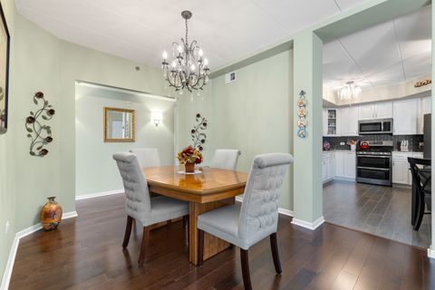 Tiny photo for 2240 S Grace Street #303, Lombard, IL 60148 (MLS # 12584279)