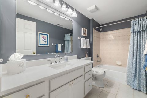 Tiny photo for 2240 S Grace Street #303, Lombard, IL 60148 (MLS # 12584279)