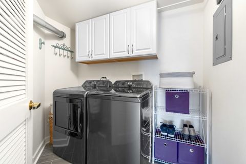 Tiny photo for 2240 S Grace Street #303, Lombard, IL 60148 (MLS # 12584279)