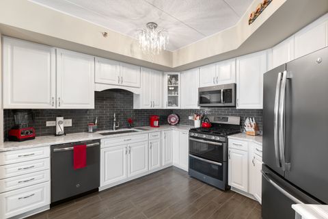 Tiny photo for 2240 S Grace Street #303, Lombard, IL 60148 (MLS # 12584279)