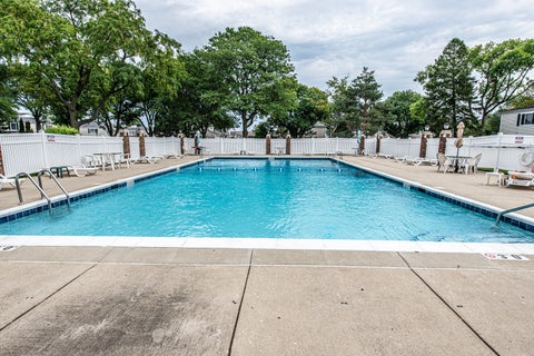 Tiny photo for 724 E Old Willow Road #104D, Prospect Heights, IL 60070 (MLS # 12746695)