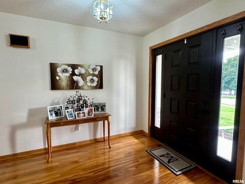 Tiny photo for 613 33RD Avenue N, Clinton, IA 52732 (MLS # QC4266588)