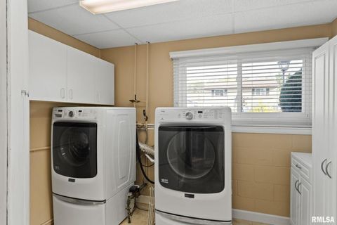 Tiny photo for 5000 44TH Avenue, Moline, IL 61265 (MLS # QC4268077)