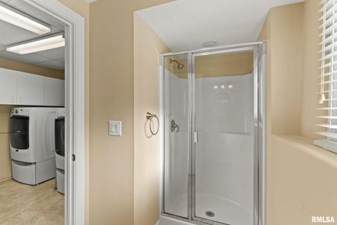 Tiny photo for 5000 44TH Avenue, Moline, IL 61265 (MLS # QC4268077)