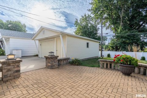 Tiny photo for 5000 44TH Avenue, Moline, IL 61265 (MLS # QC4268077)