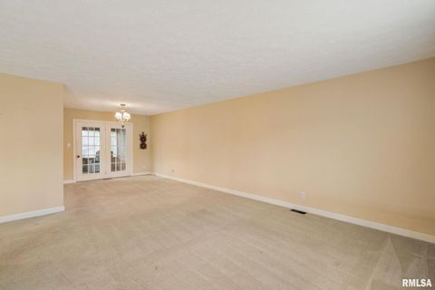 Tiny photo for 5000 44TH Avenue, Moline, IL 61265 (MLS # QC4268077)