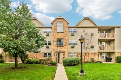 Photo of 1443 Spring Brook Court #2A, Round Lake Beach, IL 60073 (MLS # 12765113)