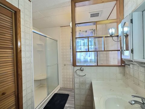 Tiny photo for 516 5th Avenue N, Clinton, IA 52732 (MLS # 12589657)