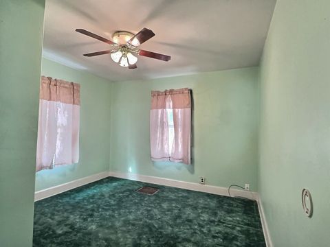 Tiny photo for 516 5th Avenue N, Clinton, IA 52732 (MLS # 12589657)