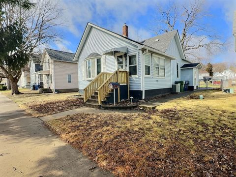 Tiny photo for 516 5th Avenue N, Clinton, IA 52732 (MLS # 12589657)