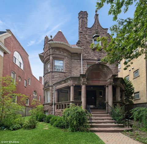 4516 N Sheridan Road Chicago IL 60640
