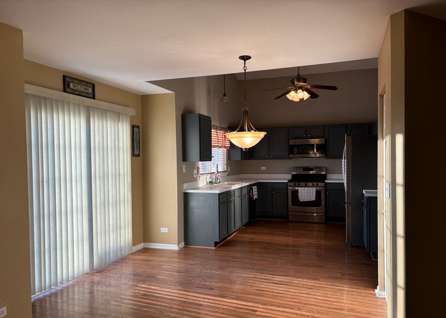 2081 Litchfield Lane