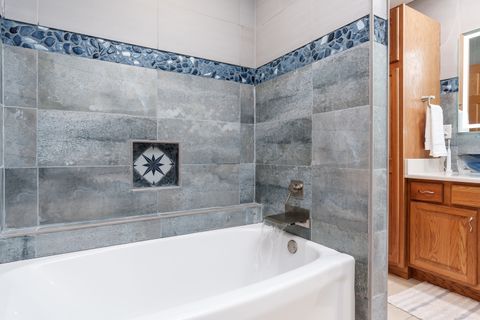 Tiny photo for 5076 Oak Hill Road, Rockford, IL 61109 (MLS # 12490174)