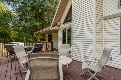 Tiny photo for 5076 Oak Hill Road, Rockford, IL 61109 (MLS # 12490174)