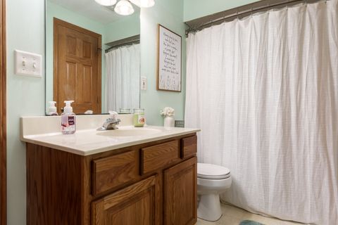 Tiny photo for 5076 Oak Hill Road, Rockford, IL 61109 (MLS # 12490174)
