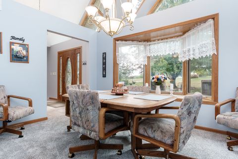 Tiny photo for 5076 Oak Hill Road, Rockford, IL 61109 (MLS # 12490174)