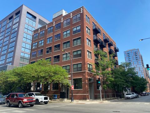 106 N Aberdeen Street Chicago IL 60607