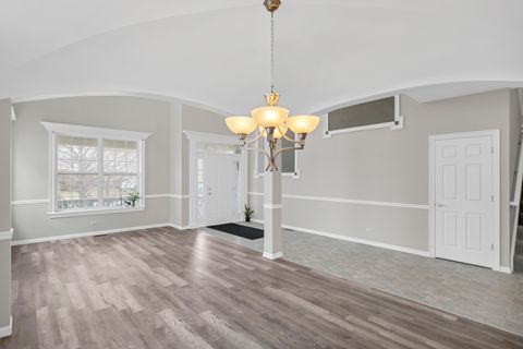 Tiny photo for 151 Charleston Lane W, Gilberts, IL 60136 (MLS # 12600126)