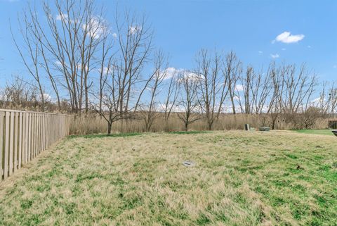 Tiny photo for 151 Charleston Lane W, Gilberts, IL 60136 (MLS # 12600126)