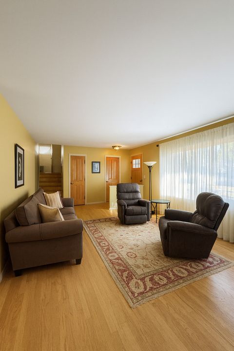 Tiny photo for 1024 Arbor Lane, Glenview, IL 60025 (MLS # 12519406)